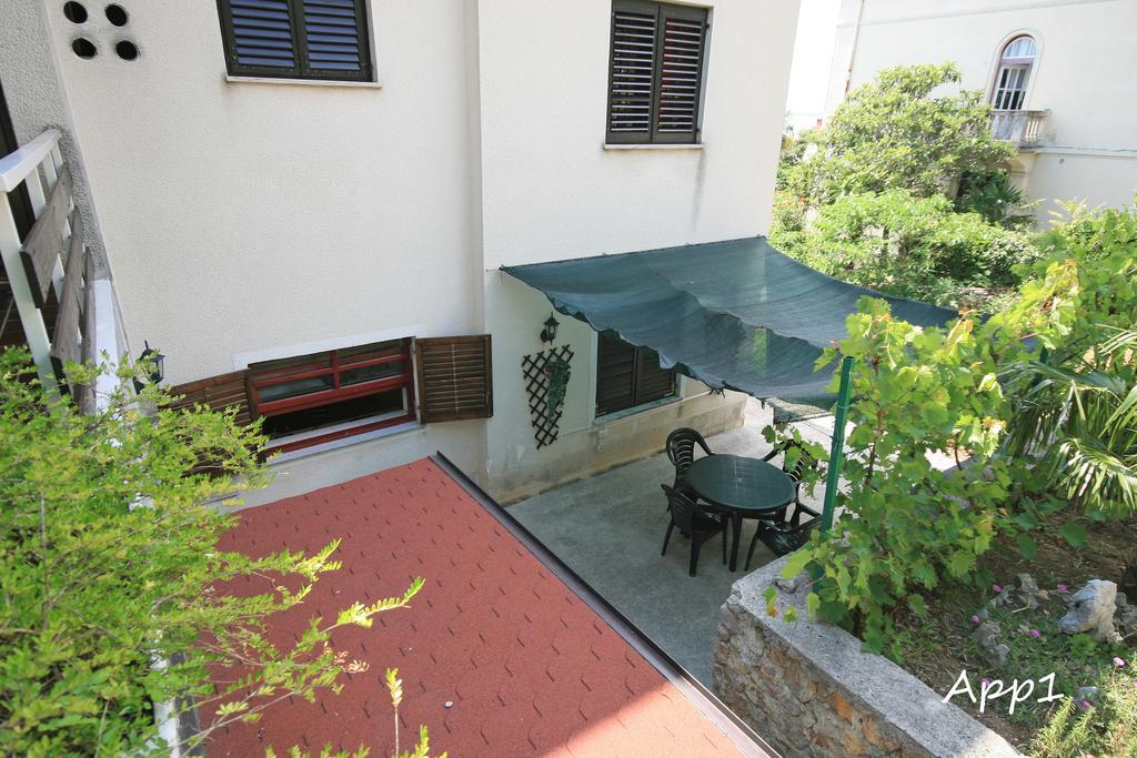 Apartments Agape Crikvenica Exterior foto