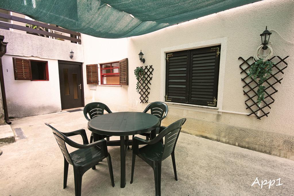 Apartments Agape Crikvenica Exterior foto